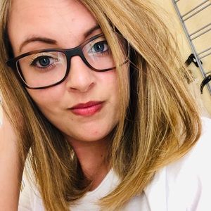 Meet your Posher, Ariel